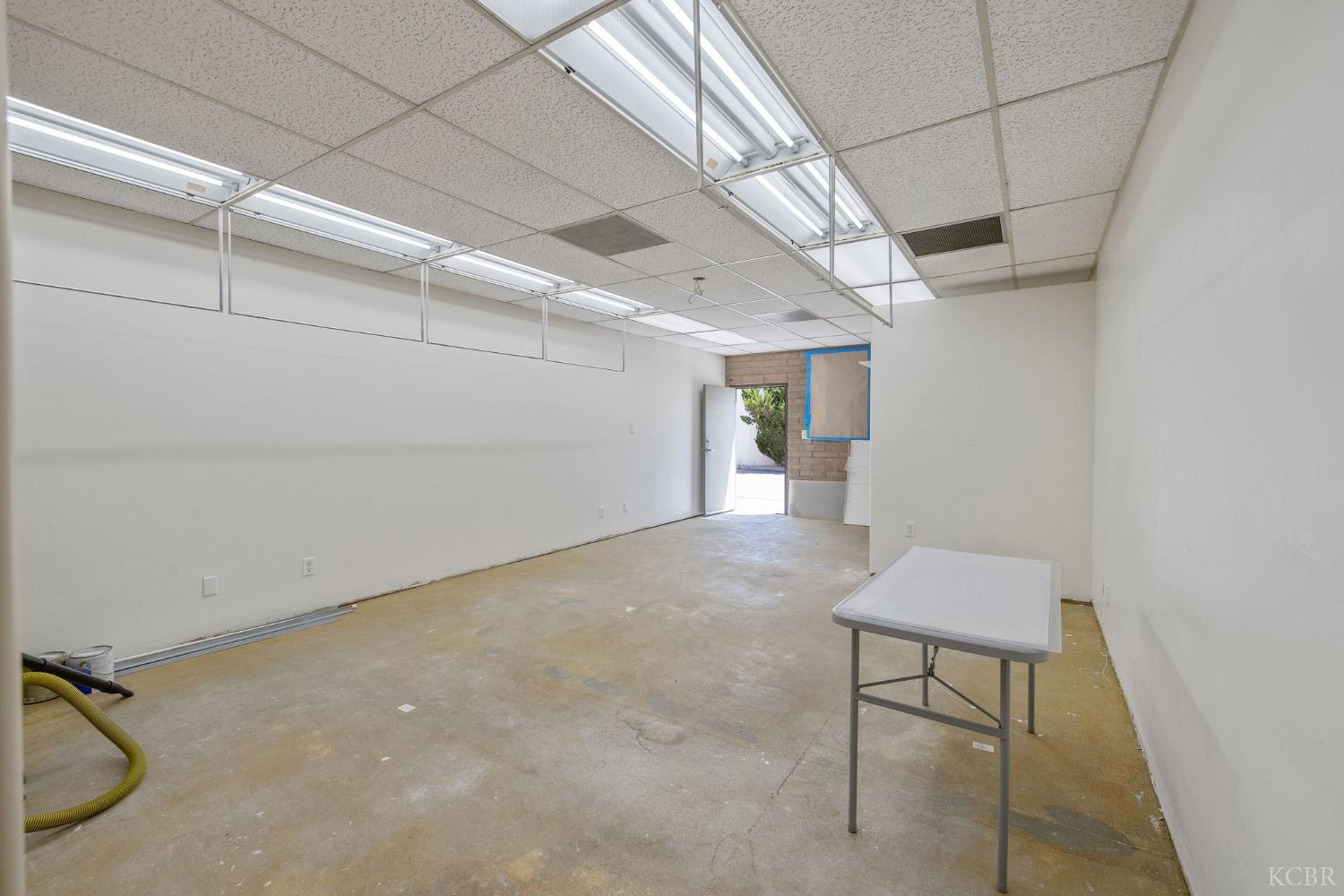 210 N Floral St, Visalia, CA 93291