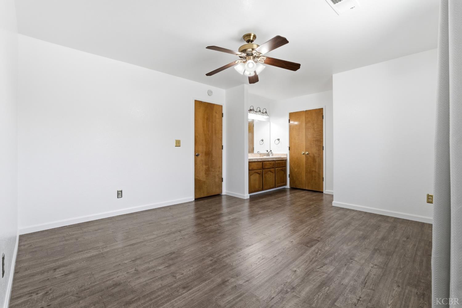 1333 Levich St, Hanford, CA 93230