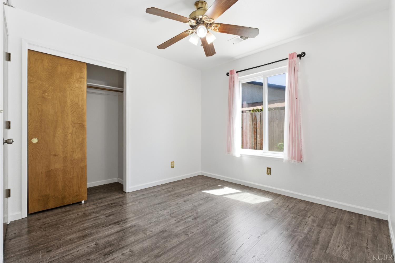 1333 Levich St, Hanford, CA 93230