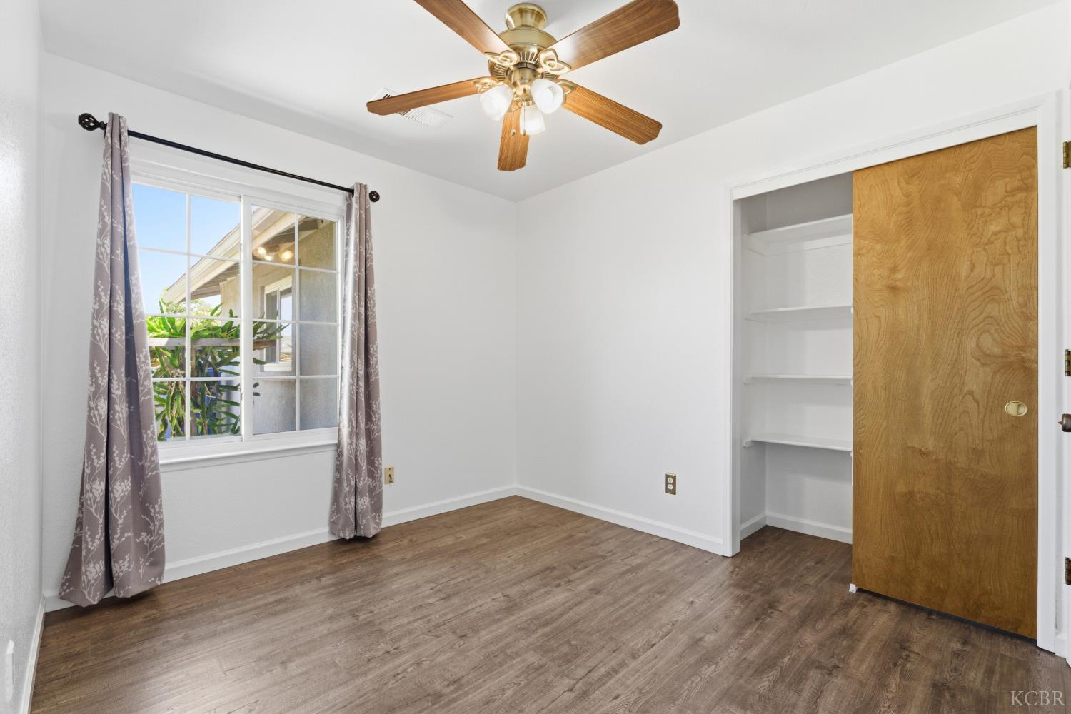 1333 Levich St, Hanford, CA 93230