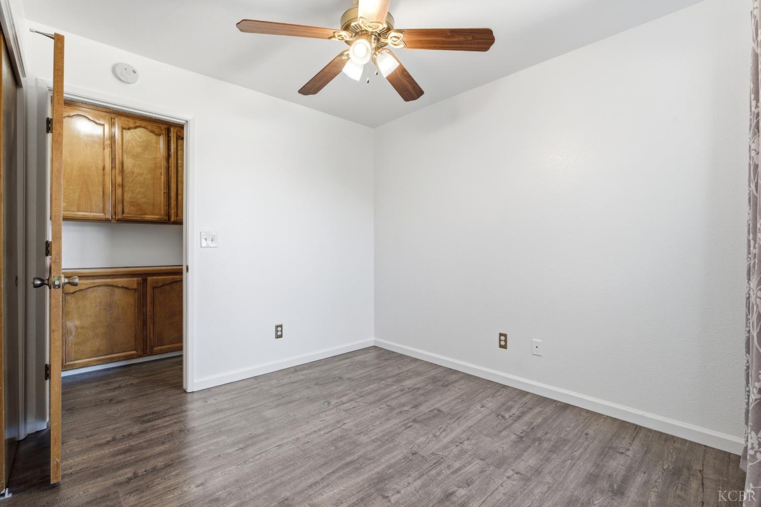 1333 Levich St, Hanford, CA 93230