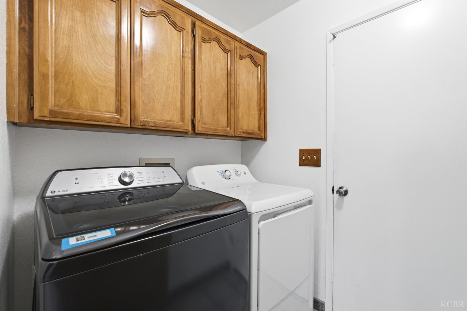 1333 Levich St, Hanford, CA 93230