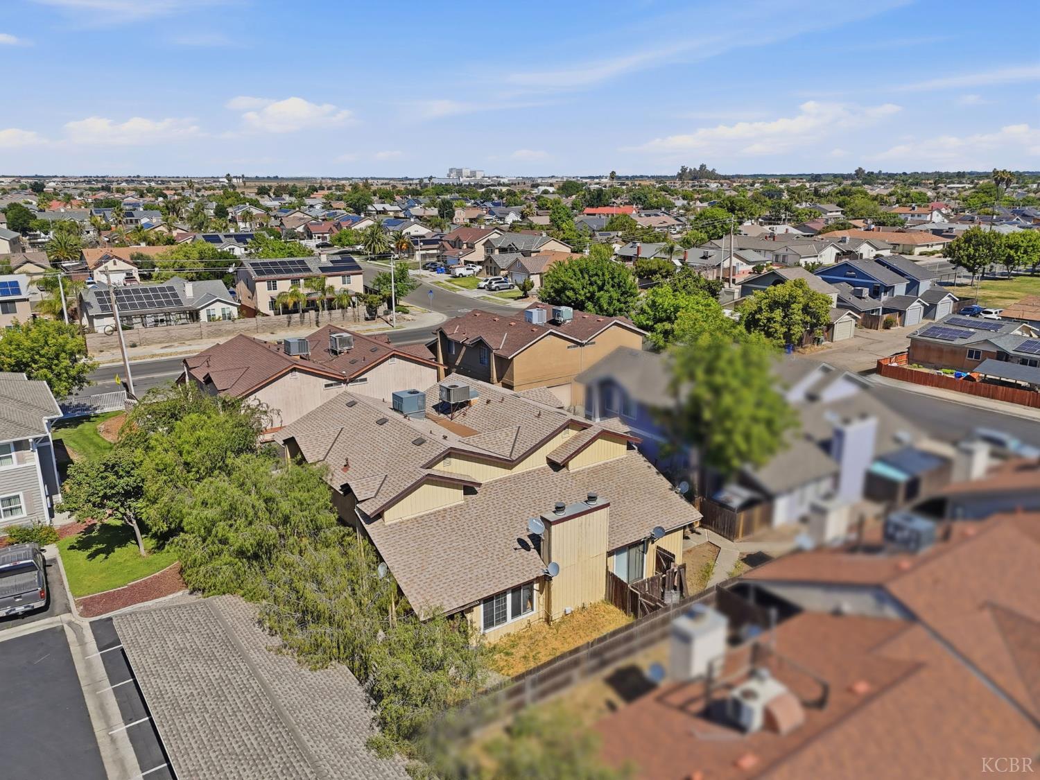 1169 Cherry Ln, Lemoore, CA 93245