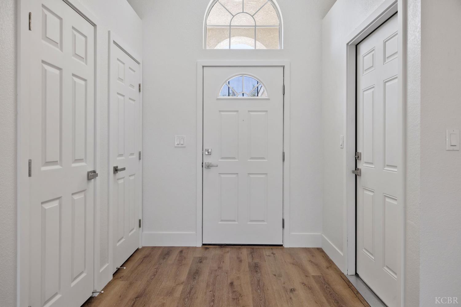 593 Peachwood Ave, Tulare, CA 93274