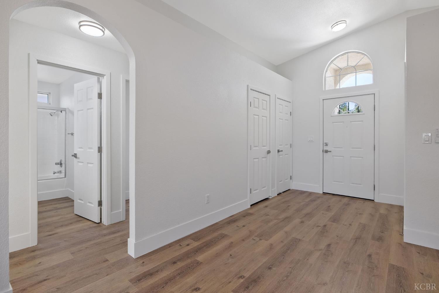 593 Peachwood Ave, Tulare, CA 93274