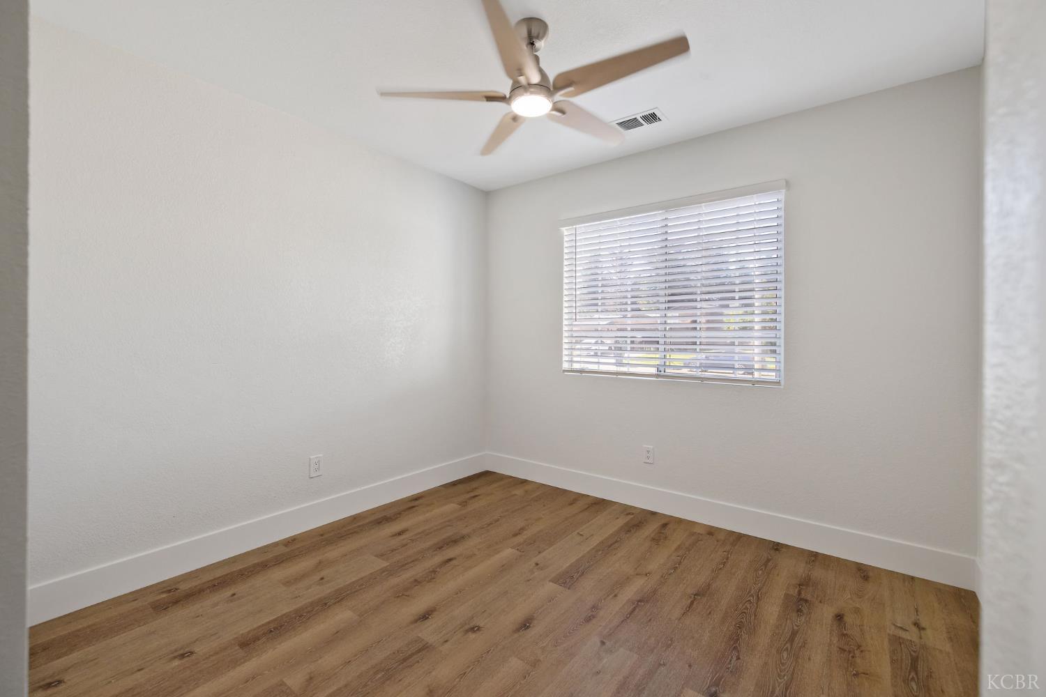 593 Peachwood Ave, Tulare, CA 93274