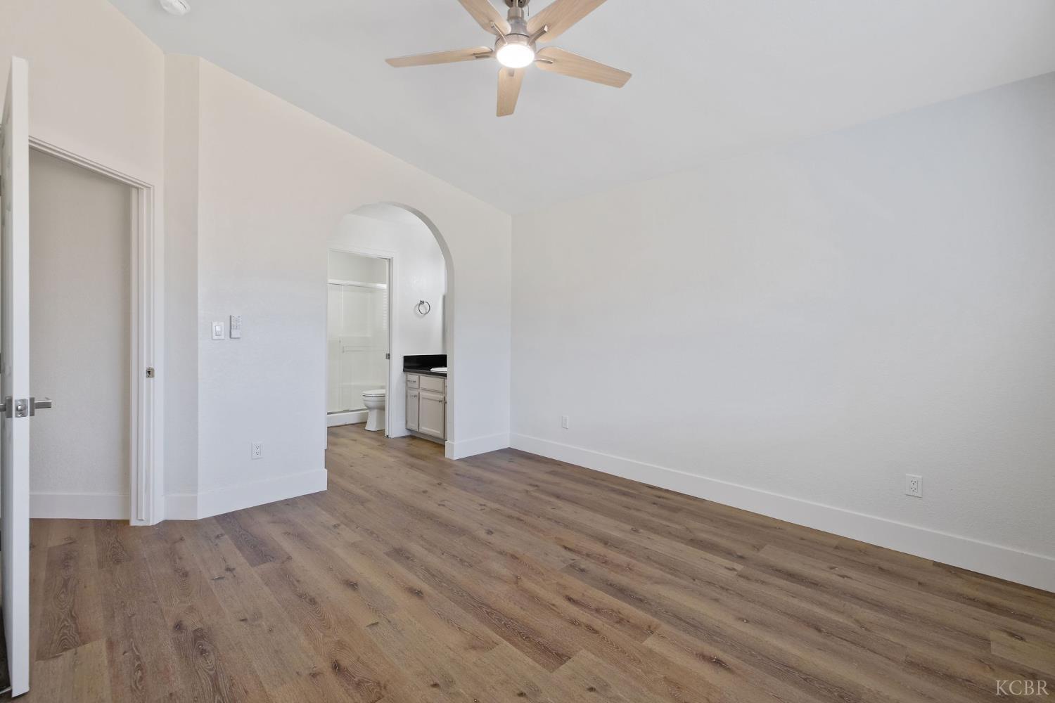 593 Peachwood Ave, Tulare, CA 93274