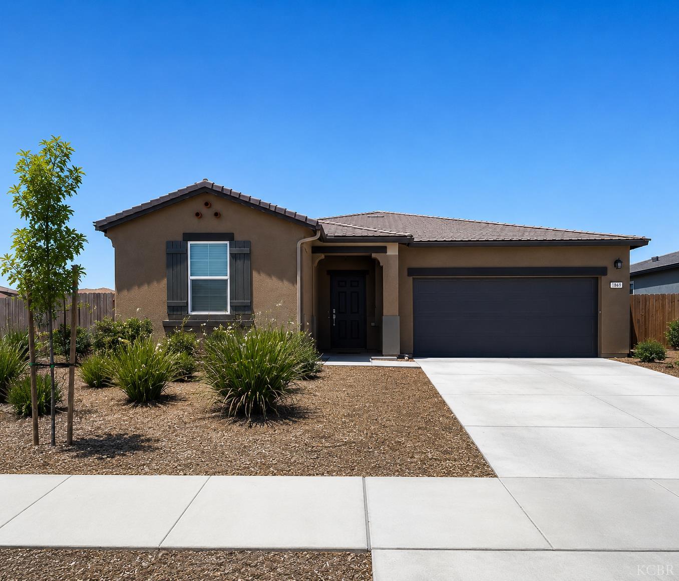 1869 W Graham St W, Hanford, CA 93230