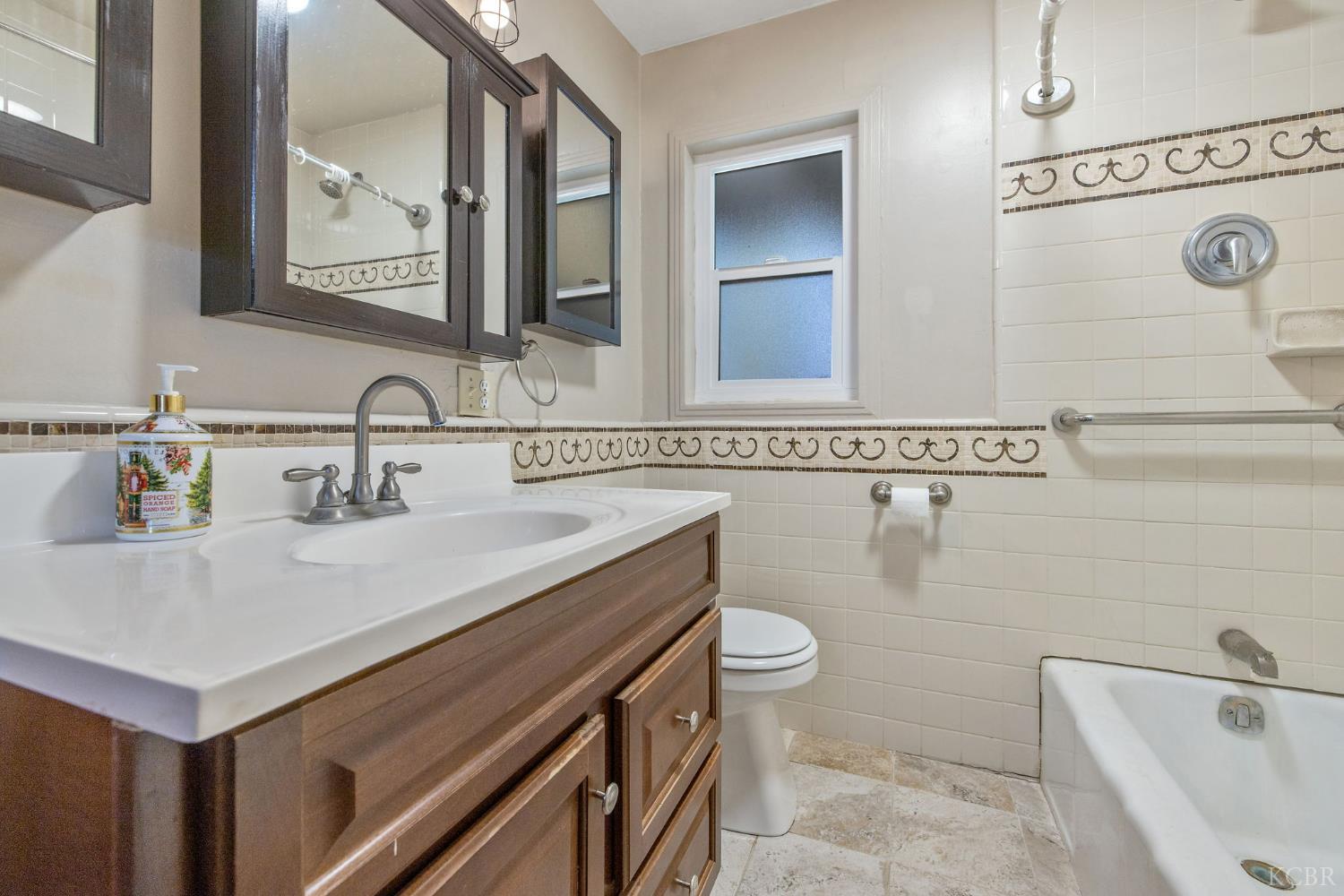 11386 Hanford Armona Rd, Hanford, CA 93230