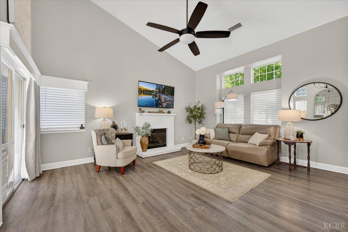 7878 N Meridian Ave, Fresno, CA 93720