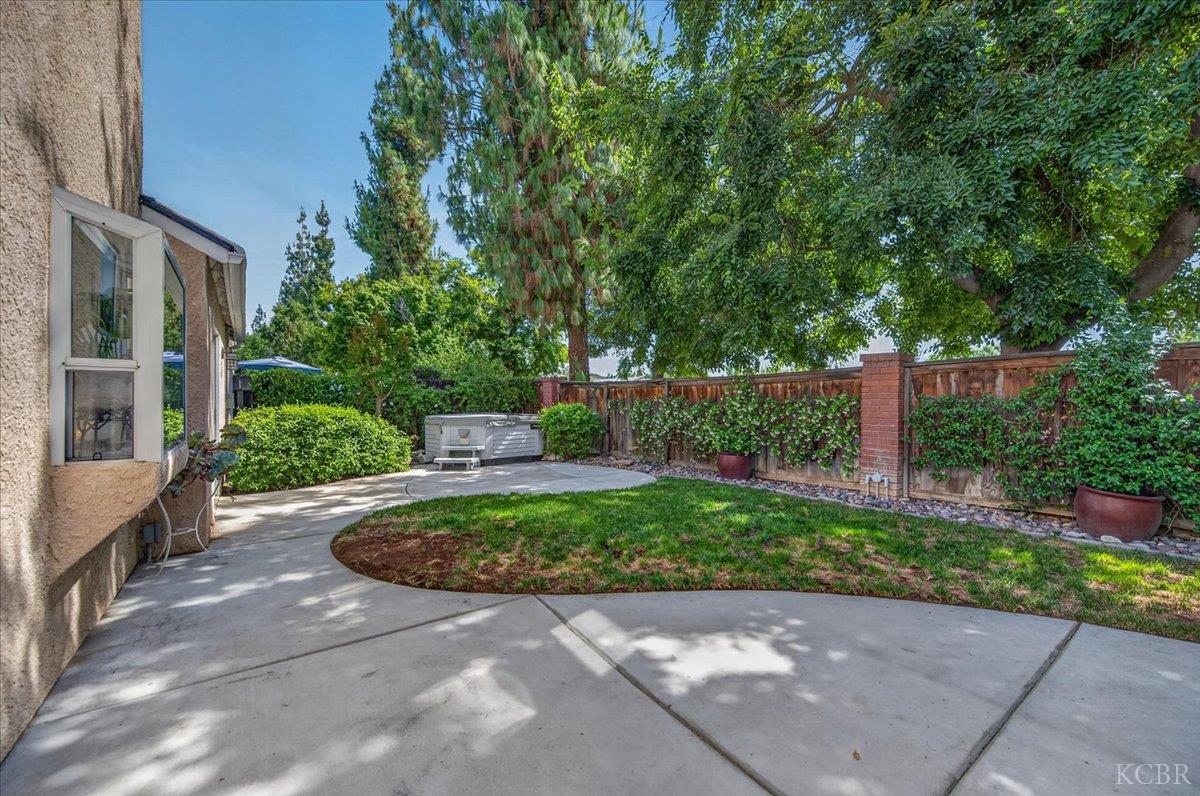 7878 N Meridian Ave, Fresno, CA 93720