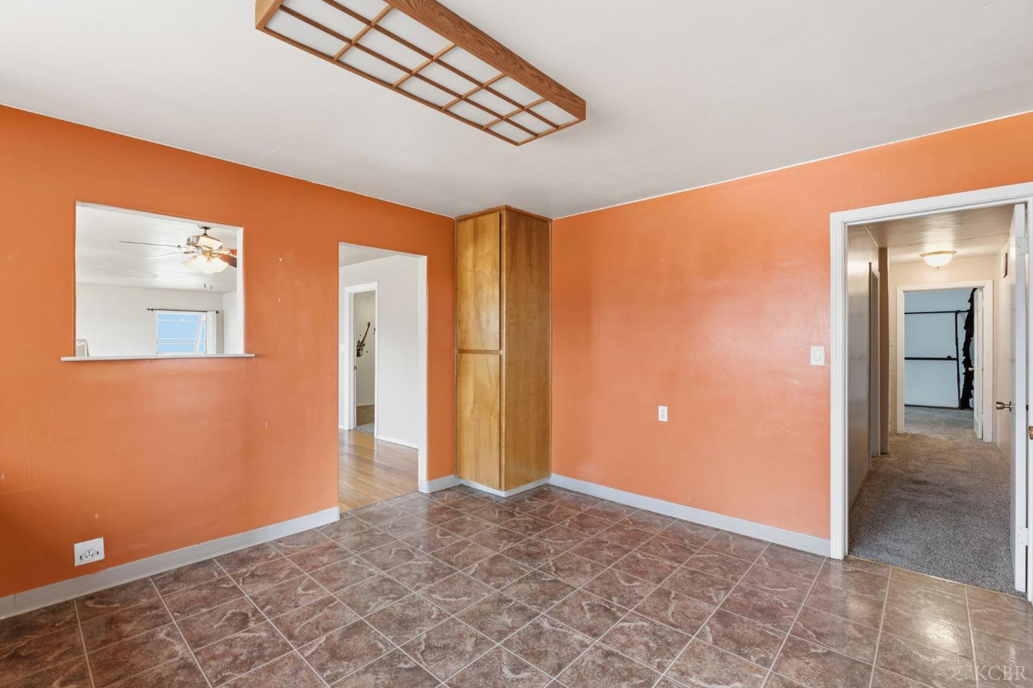 2860 Waukena Dr, Tulare, CA 93274