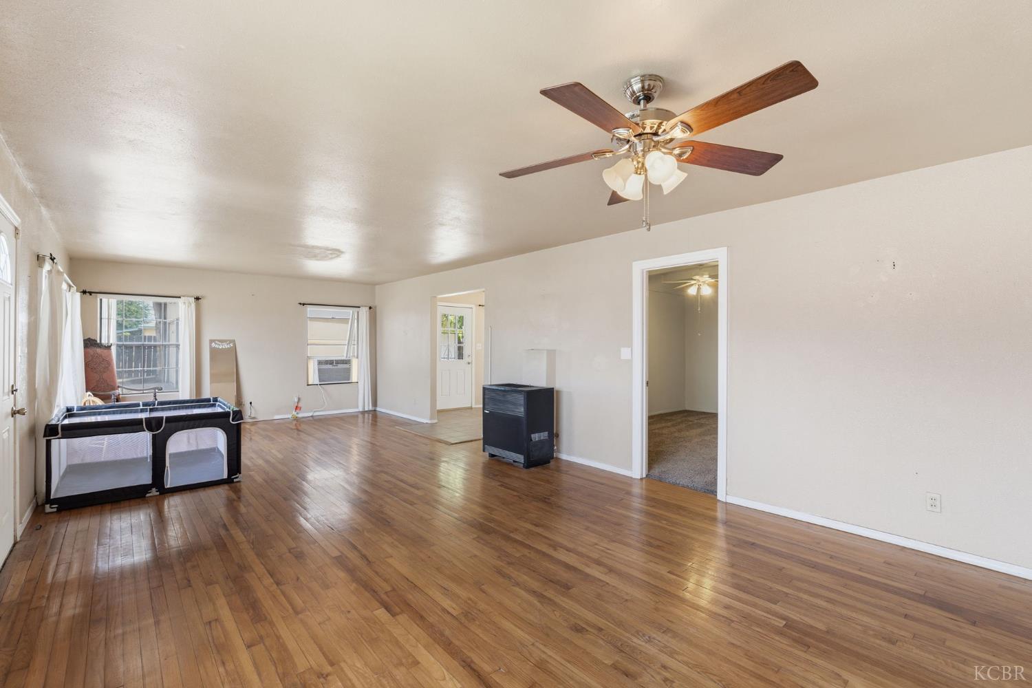 2860 Waukena Dr, Tulare, CA 93274