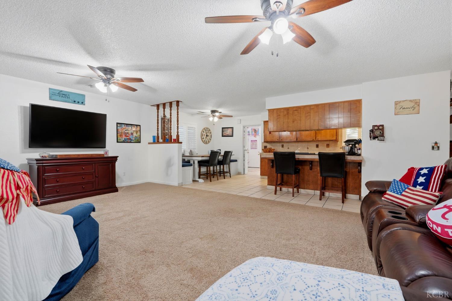 2124 Neill Way, Hanford, CA 93230