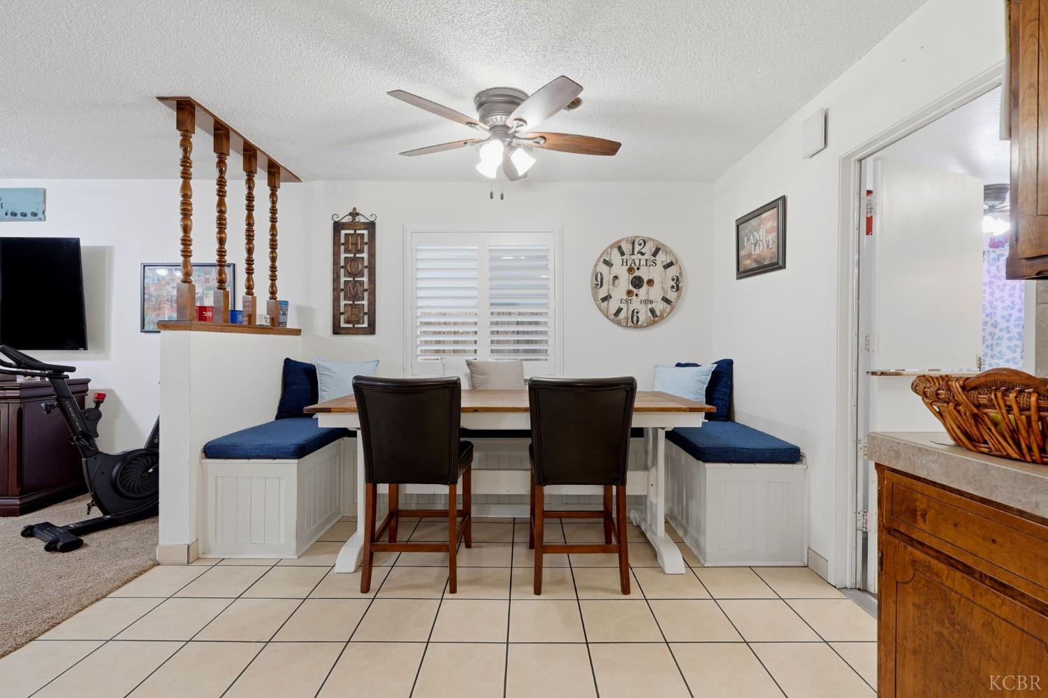 2124 Neill Way, Hanford, CA 93230