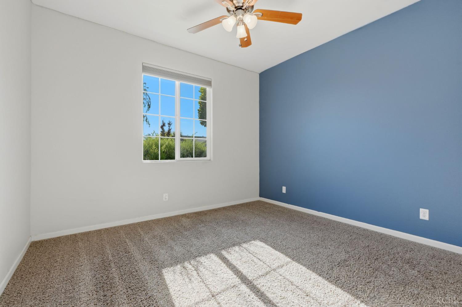 1078 Geneva Dr, Lemoore, CA 93245
