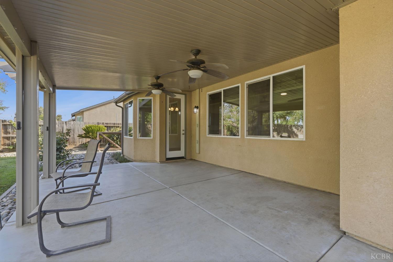 1078 Geneva Dr, Lemoore, CA 93245