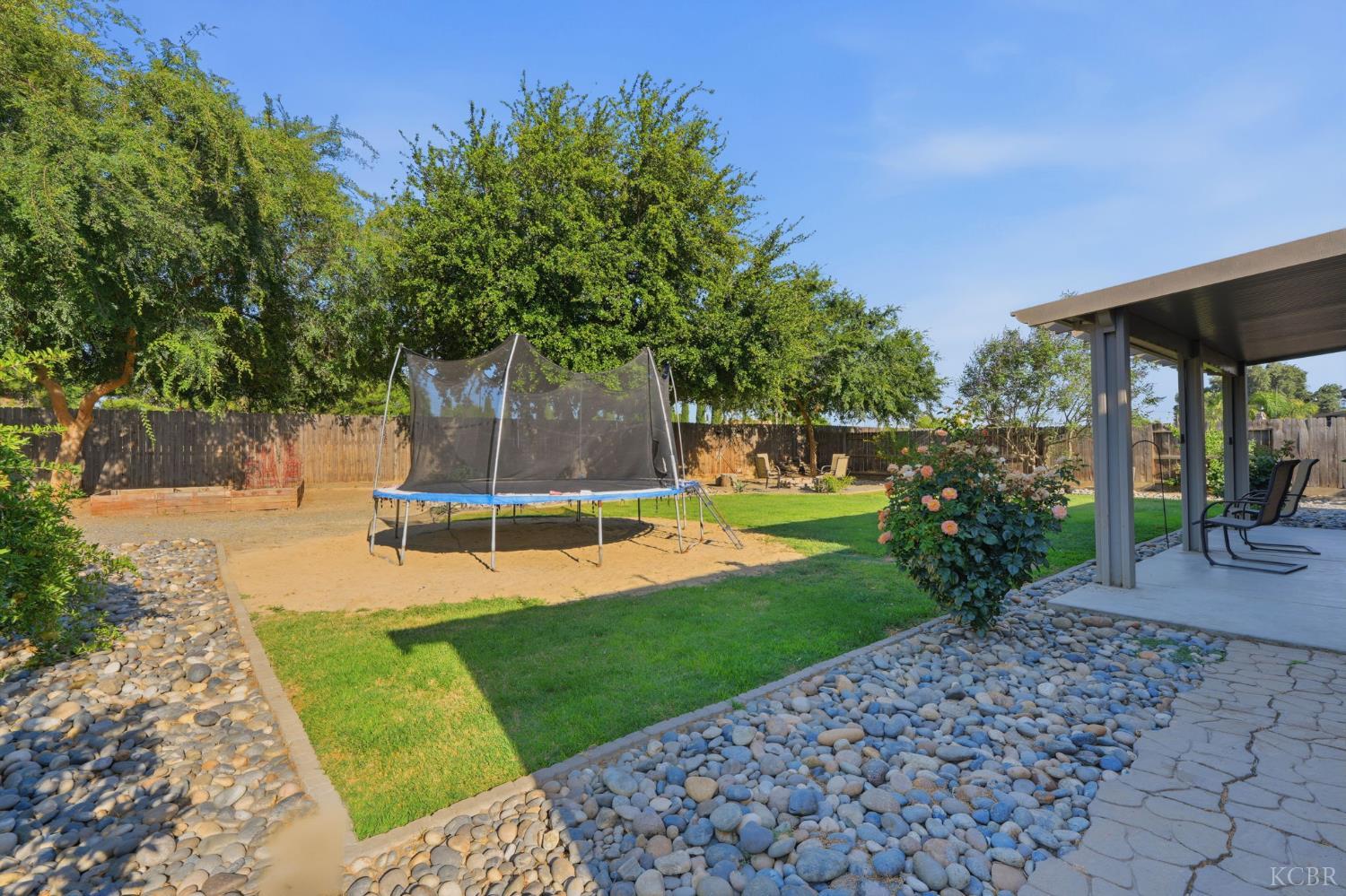 1078 Geneva Dr, Lemoore, CA 93245