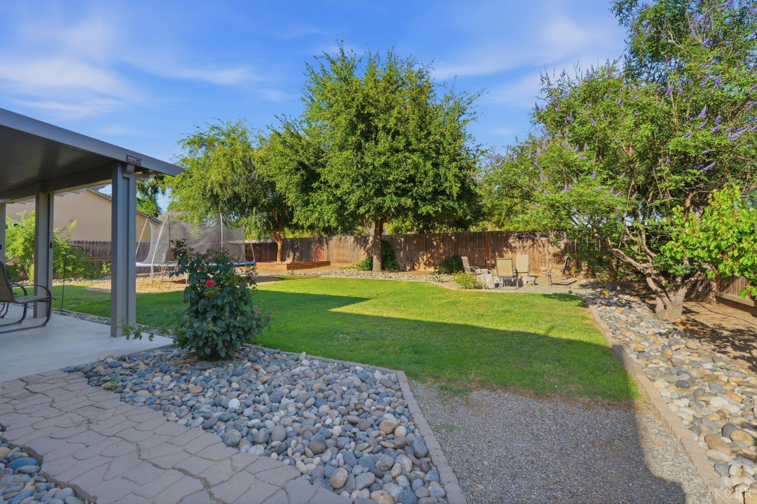 1078 Geneva Dr, Lemoore, CA 93245