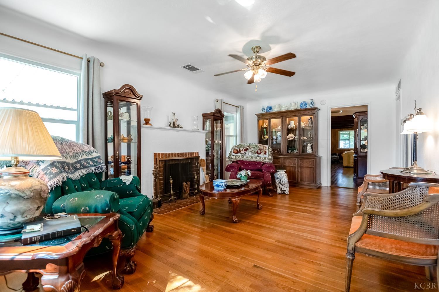 621 N N Pl, Tulare, CA 93274