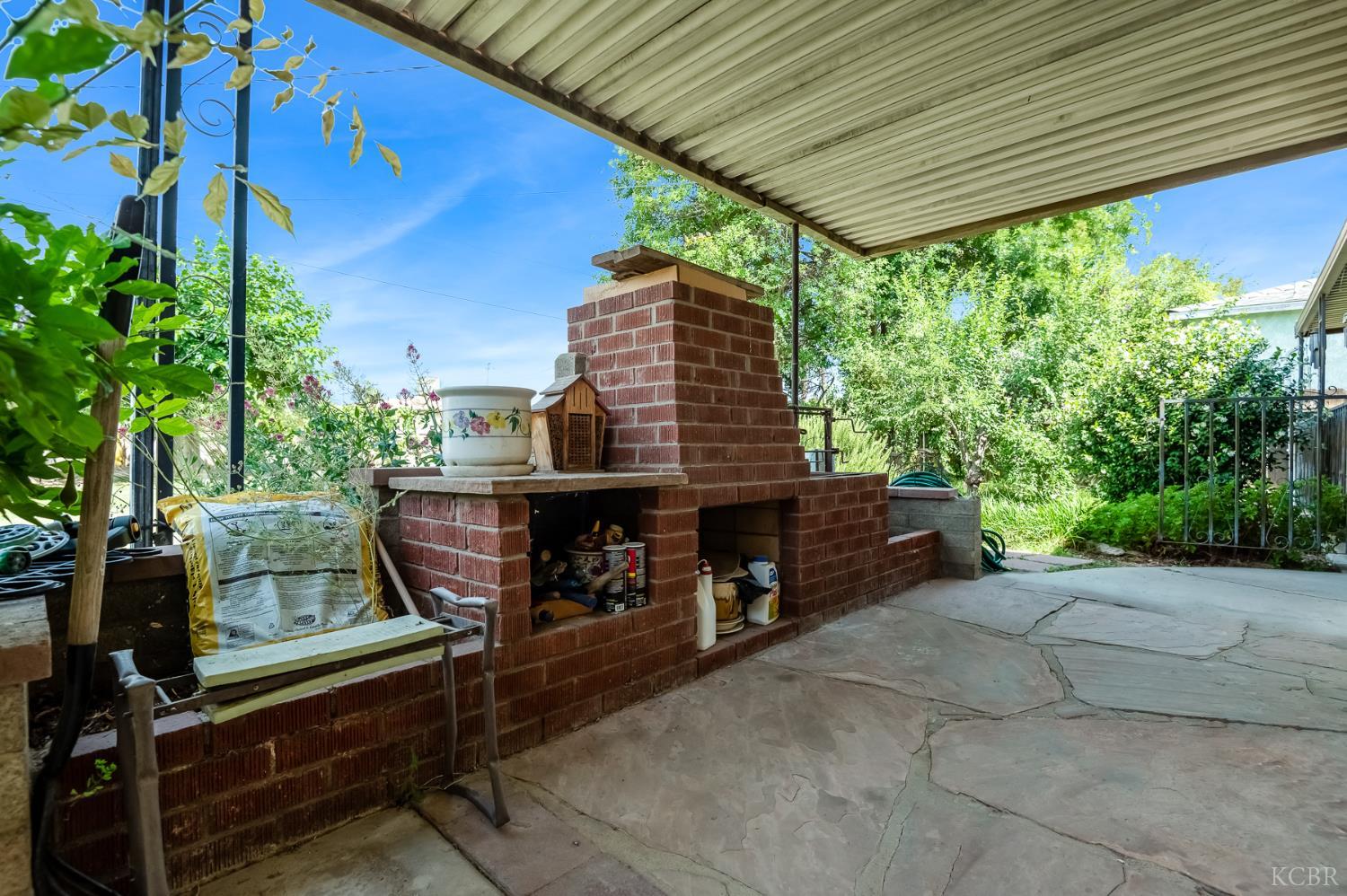 621 N N Pl, Tulare, CA 93274