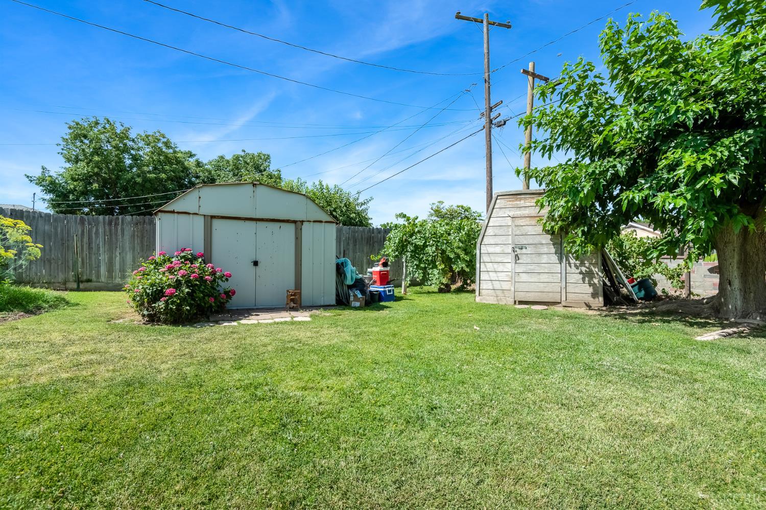 621 N N Pl, Tulare, CA 93274
