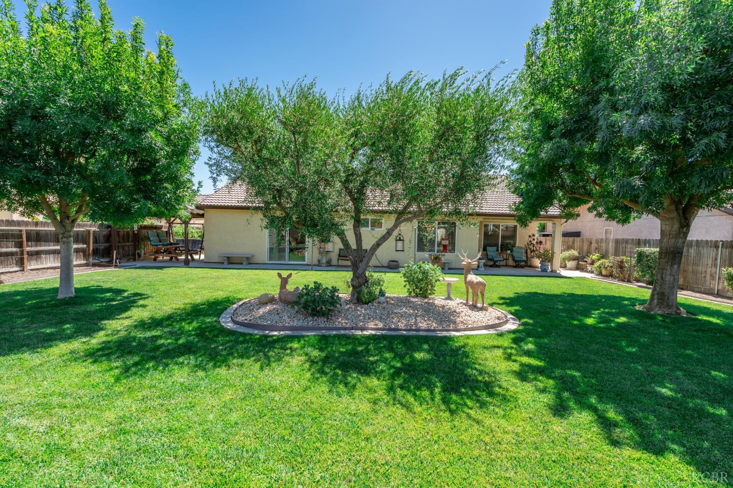 1930 N Sonoma Ct, Hanford, CA 93230