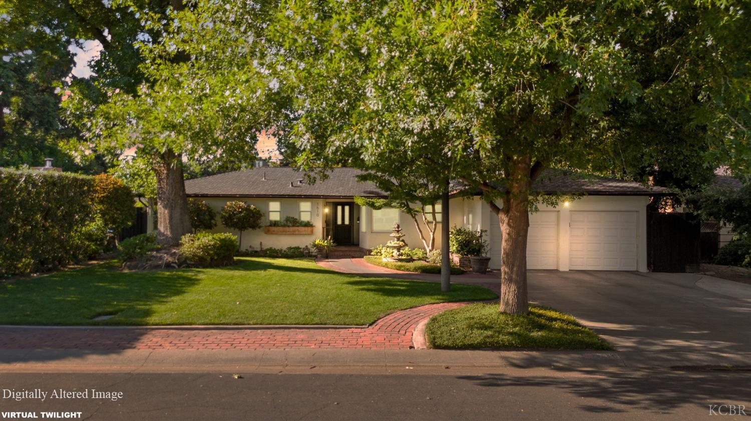 1610 W Meadow Ave, Visalia, CA 93277