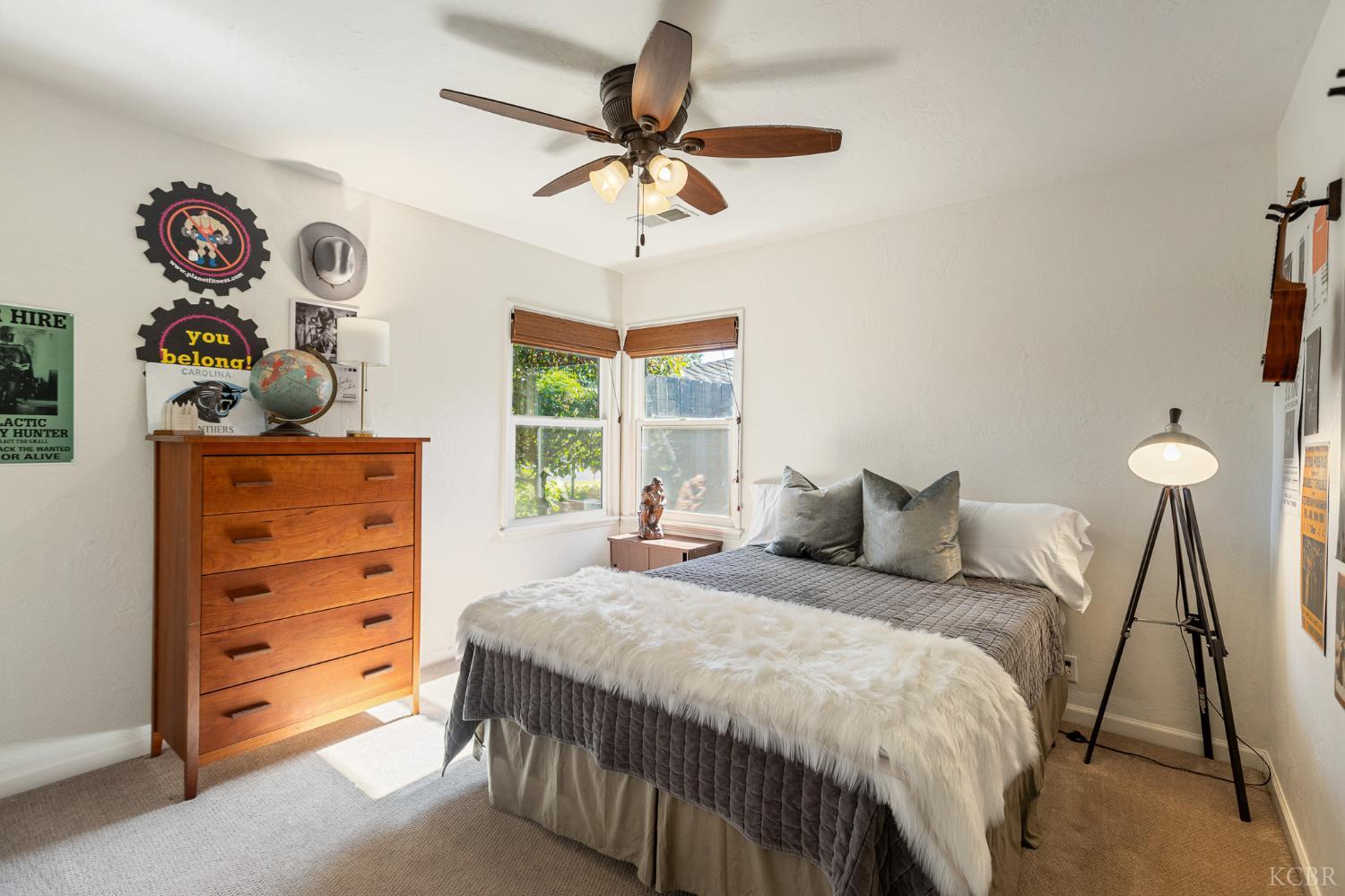 1610 W Meadow Ave, Visalia, CA 93277