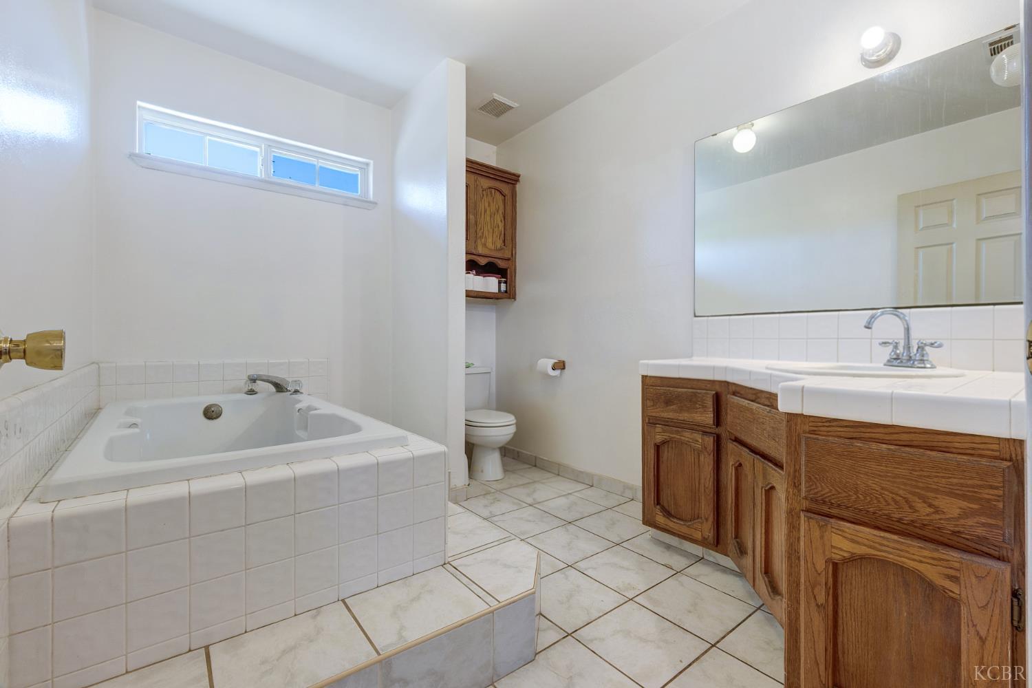 14515 Houston Ave, Hanford, CA 93230