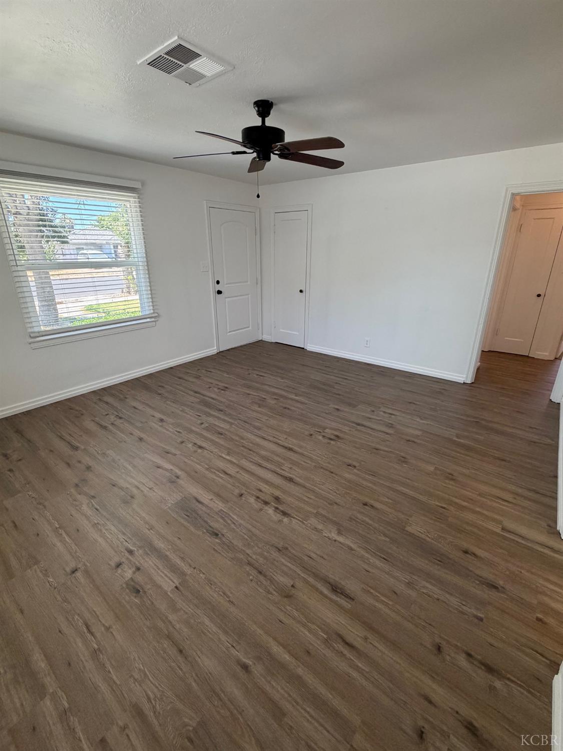 1217 N Richmond Ave, Hanford, CA 93230