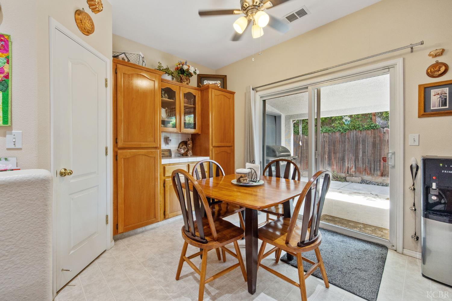 1547 W Claridge Ct, Hanford, CA 93230