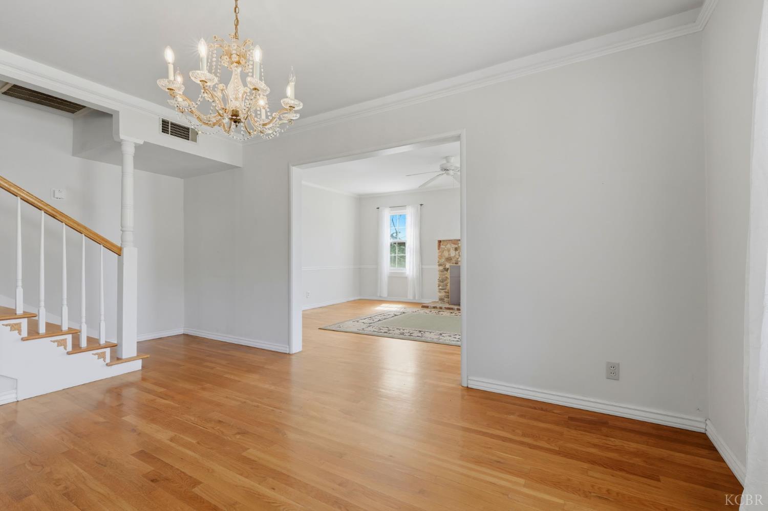 21530 Tiburico Avenue, Laton, CA 93242