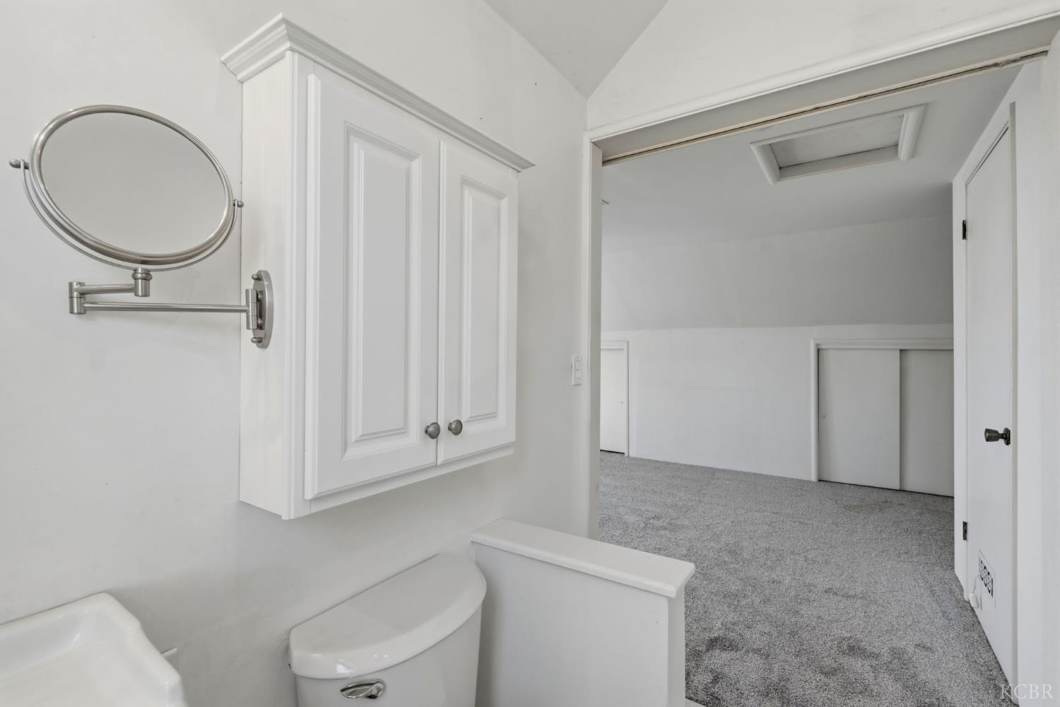 21530 Tiburico Avenue, Laton, CA 93242