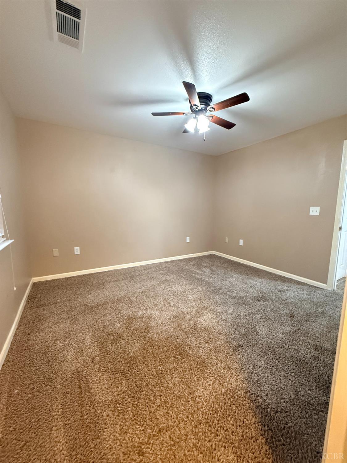 613 Follett St, Lemoore, CA 93245