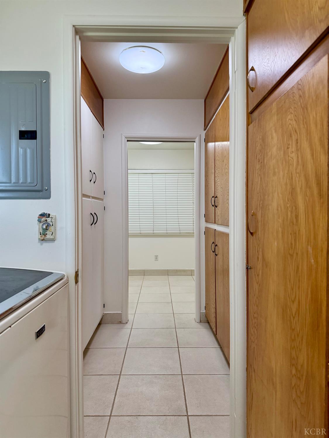 2180 N Douty St, Hanford, CA 93230