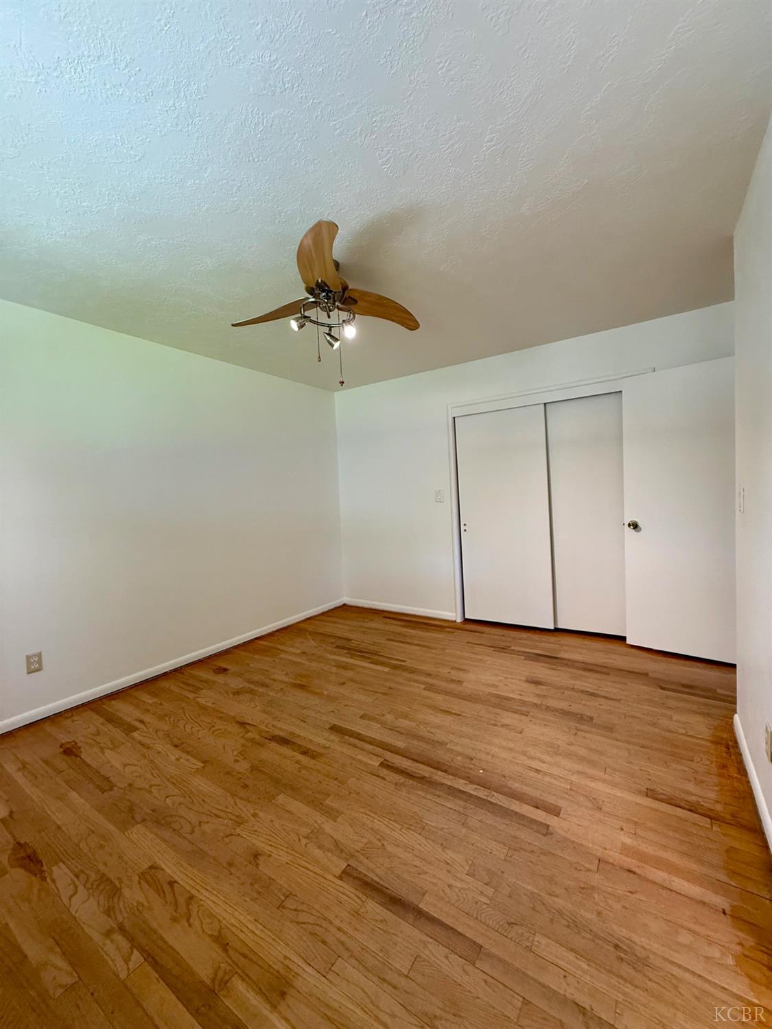 2180 N Douty St, Hanford, CA 93230