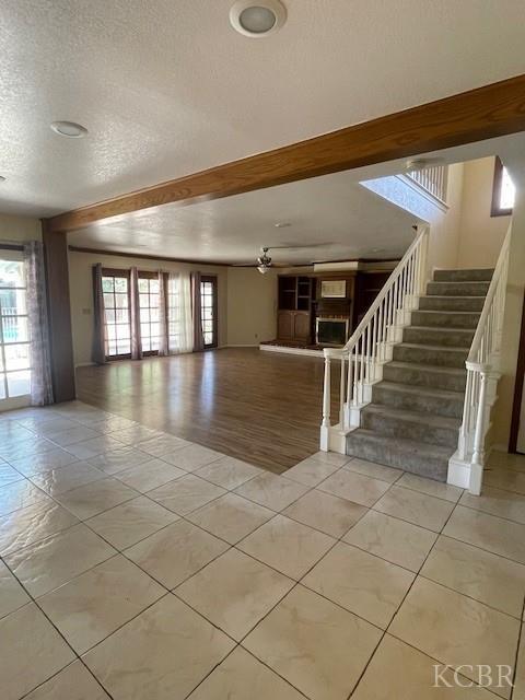 144 E Parkview Ave, Visalia, CA 93277