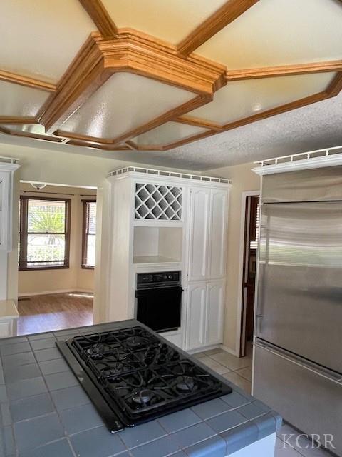 144 E Parkview Ave, Visalia, CA 93277