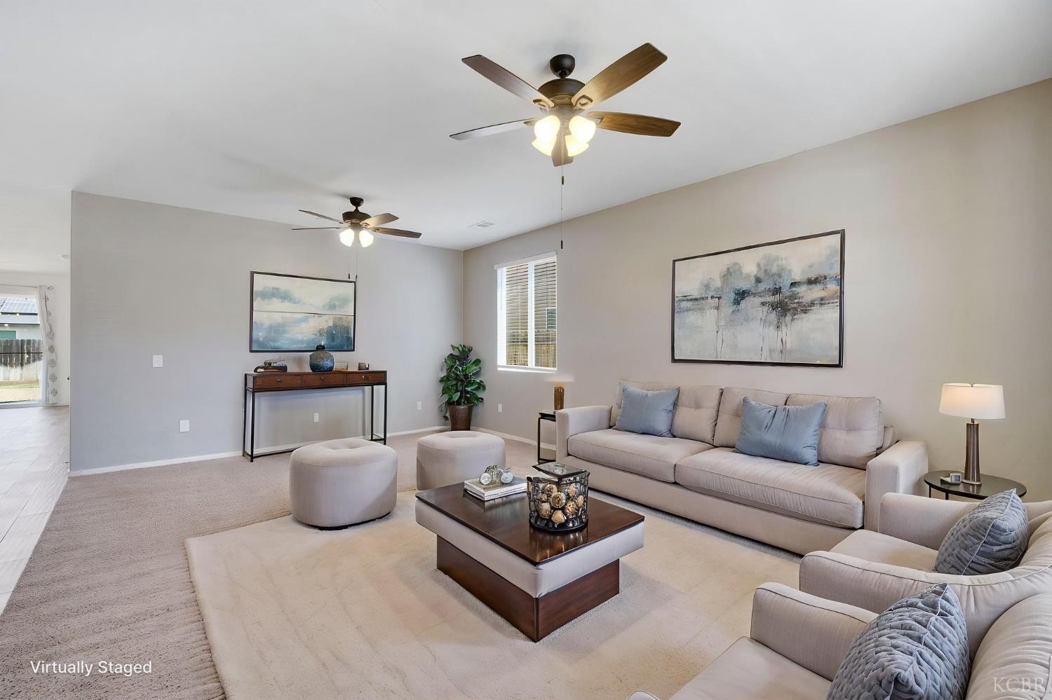 1524 W Manor Ct, Hanford, CA 93230