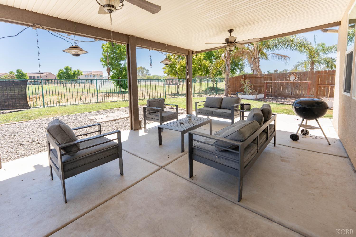 1128 Caddie Loop, Lemoore, CA 93245