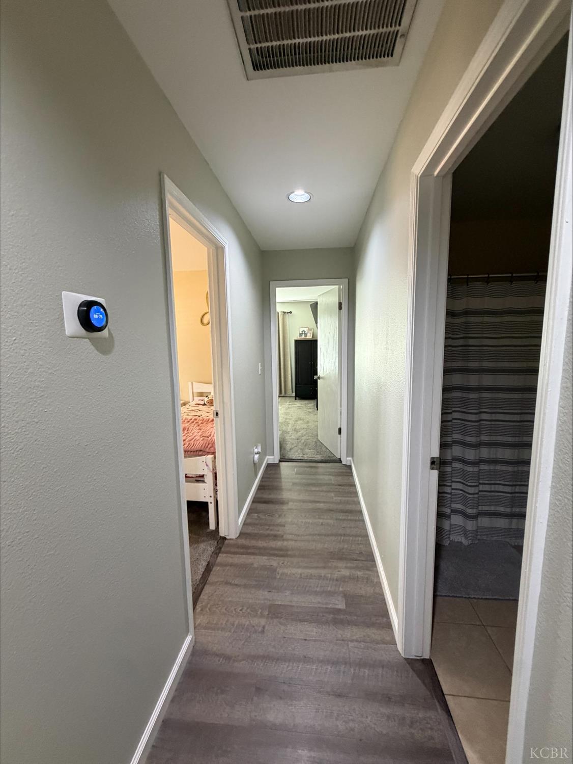 399 Barcelona Dr, Lemoore, CA 93245