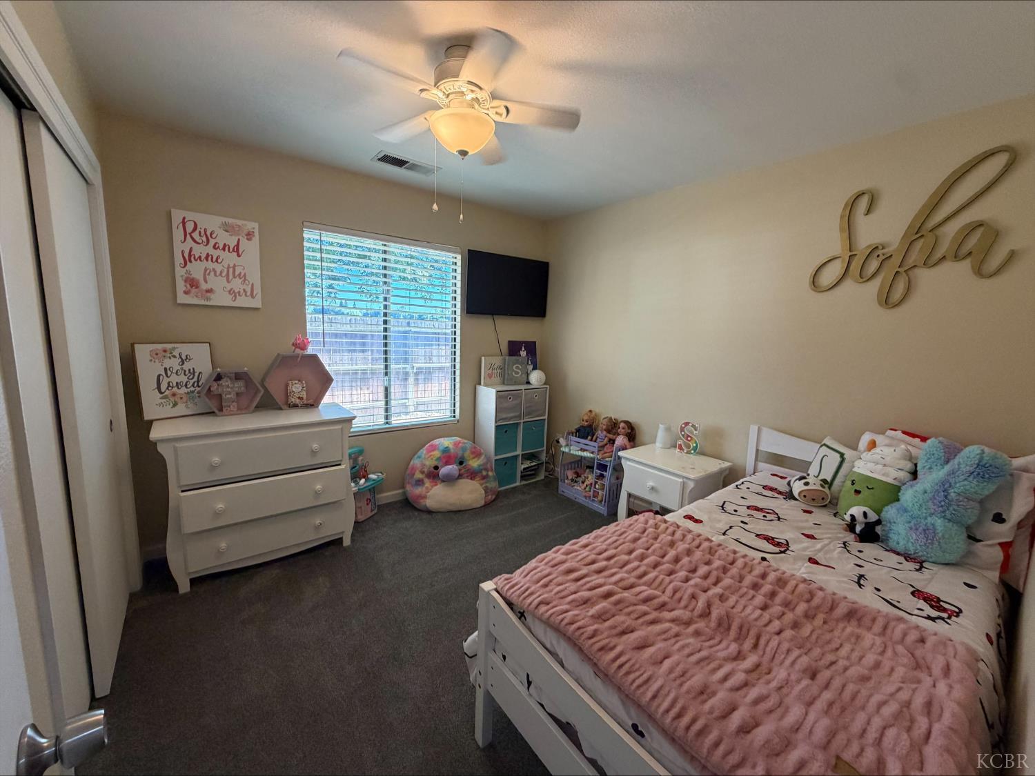 399 Barcelona Dr, Lemoore, CA 93245