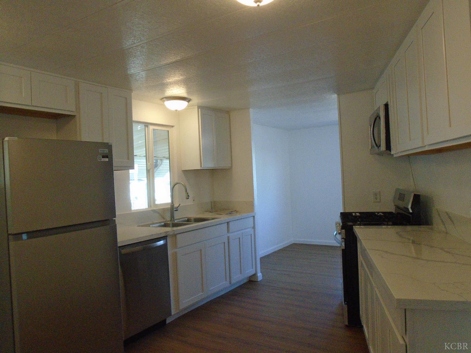 860 #69 E Grangeville Blvd, Hanford, CA 93230