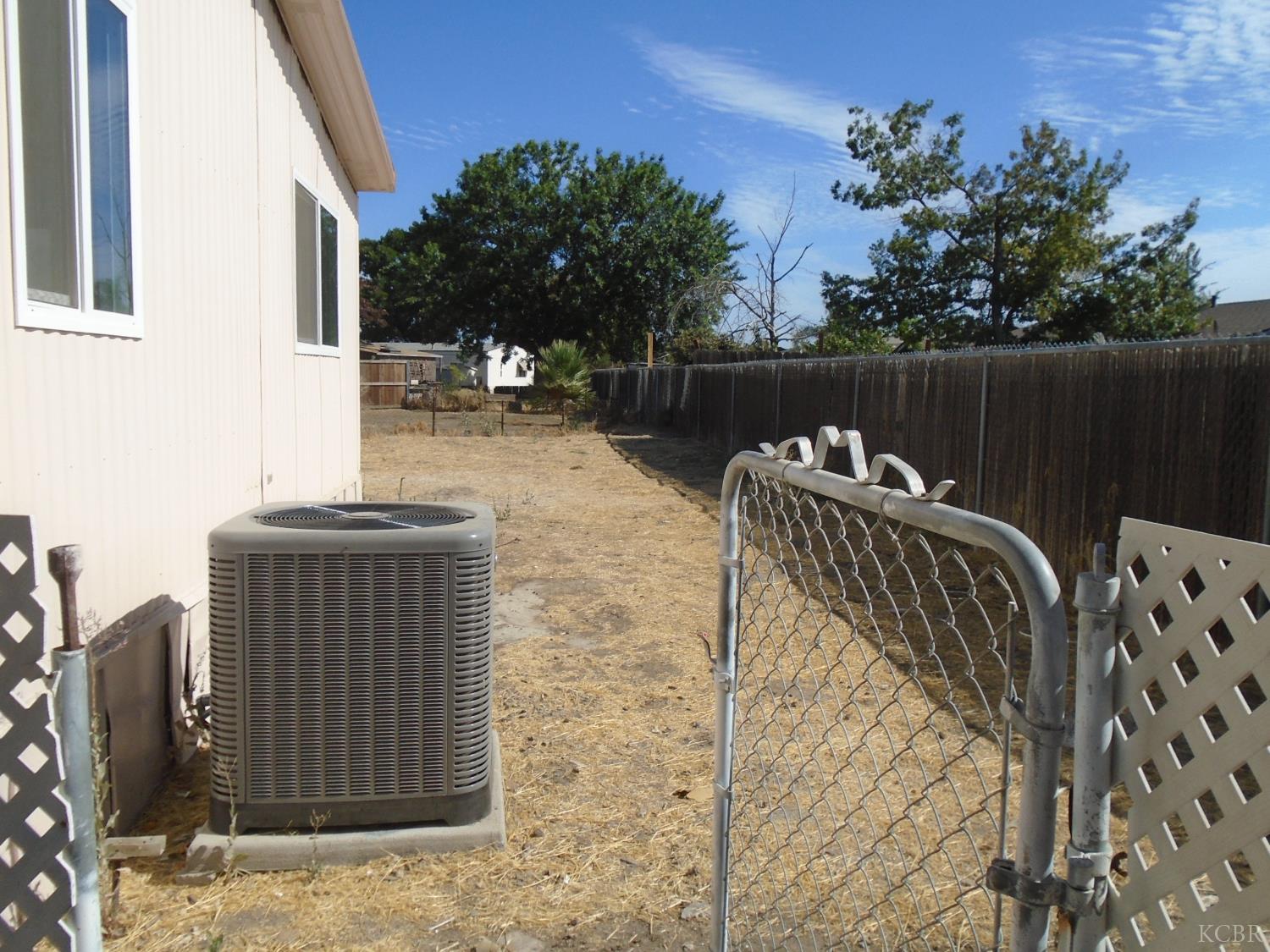 860 #69 E Grangeville Blvd, Hanford, CA 93230
