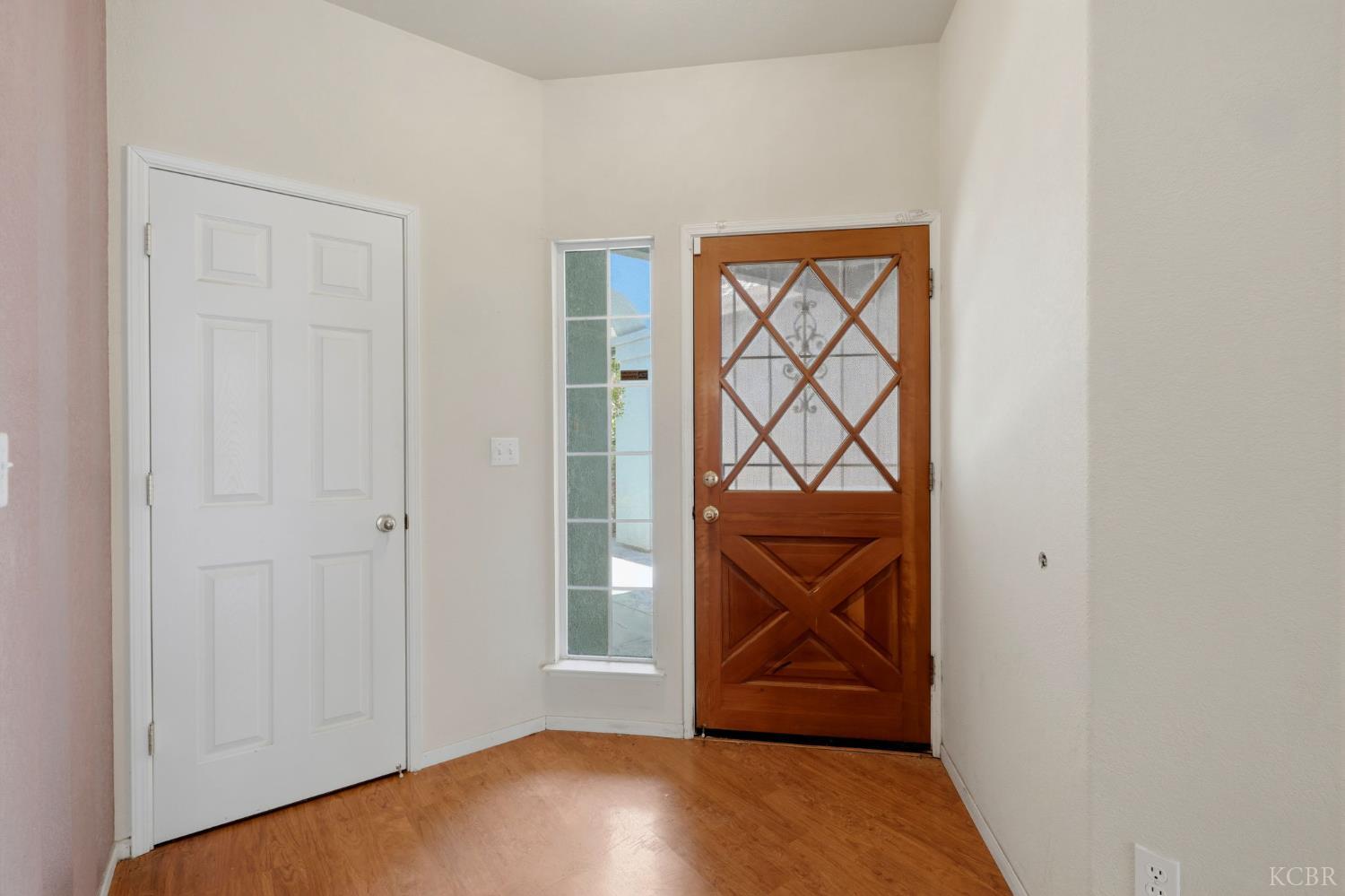 1623 Humbolt St, Lemoore, CA 93245