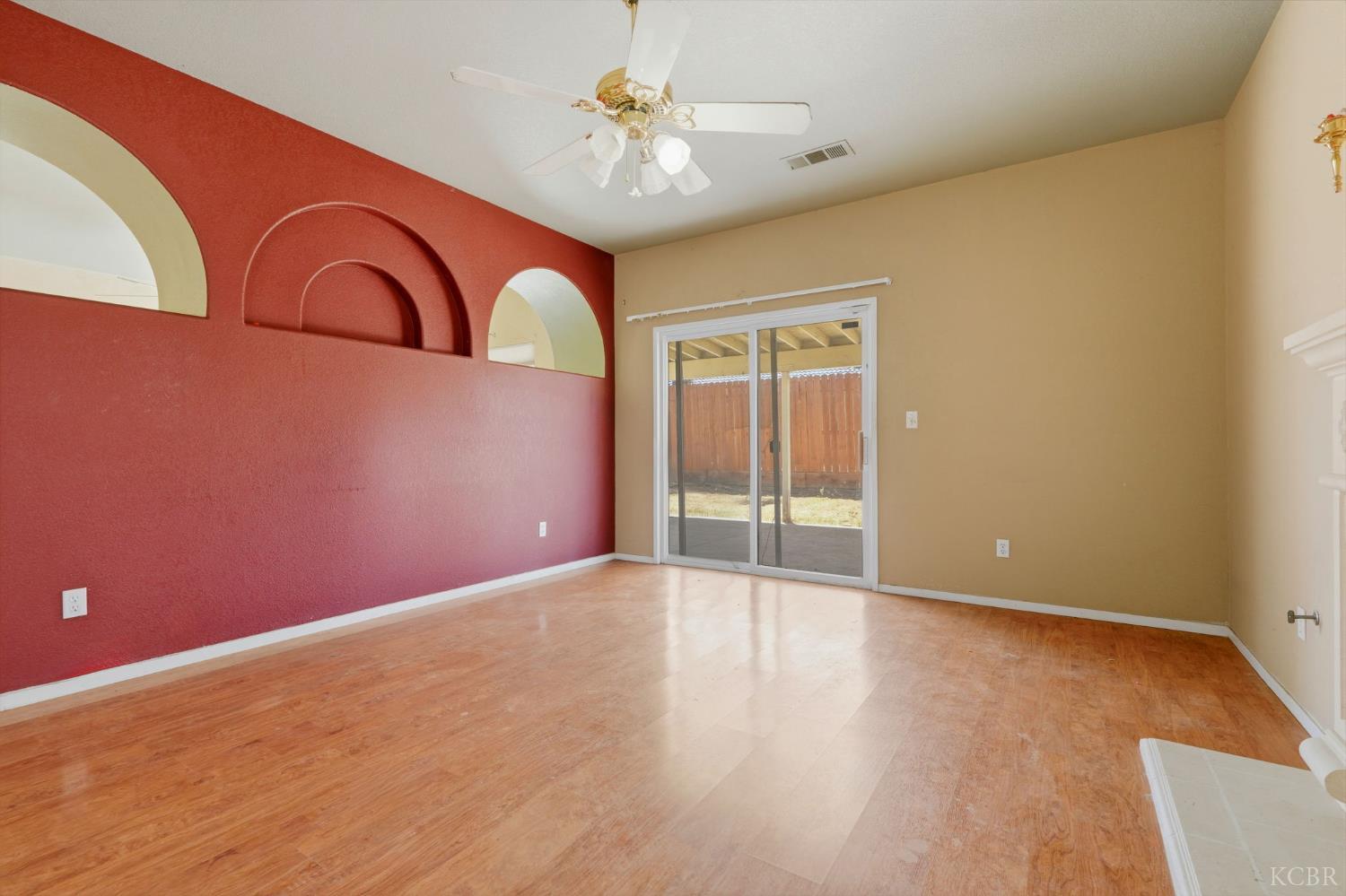1623 Humbolt St, Lemoore, CA 93245