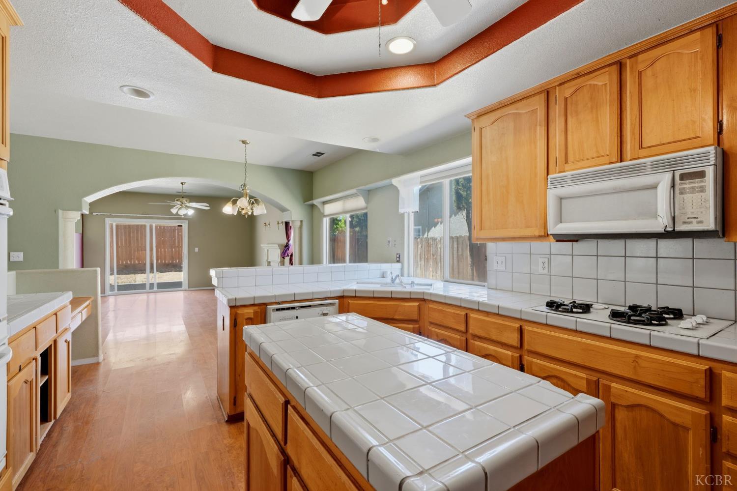 1623 Humbolt St, Lemoore, CA 93245