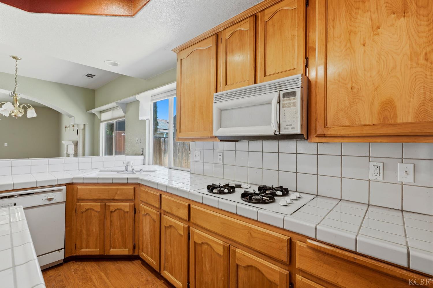 1623 Humbolt St, Lemoore, CA 93245