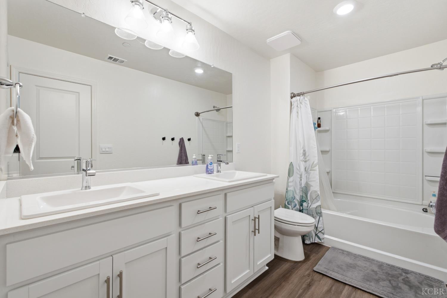 704 Corral, Corcoran, CA 93212